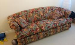 Barely Used Sofa Bed
Easy to take out
Beautiful Floral Design
Looking to sell as soon as possible
See images for more details