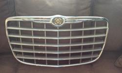 Stock front grill for 2006 Chrysler 300c
mint condition
