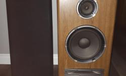 Pair of Technics SB-A51 speakers 200 watt