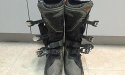 Thor Quadrant Boots size 6 in excellent condition.