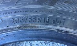 Used one season has over 80% tread left, have KalTire paperwork. Size: 205/55R 16 94T
Was on my Toyota Matrix. New $600, asking $300 for set of four.