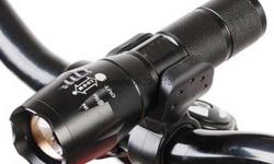 5-Mode UltraFire CREE XML-T6 Zoomable LED Light Flashlight with Bike Mount
- 2000LM
- powered by 3xAAA or 1x18650 battery battery (batteries not included)
- D2-1/2" x L5-3/8"
- brand new, never used
- $45 firm
SPECIFICATION:
Emitter: CREE XML-T6
Body