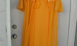 2pc vintage full lenght Peignoir bright orange color a long Nightgown with matching Robe size M Label: Eppie the 2pc Set is in excellent condition, never worn, selling the set for $20 - I have a huge variety on vintage Lingerie, I take OFFERS
I'm Retiring