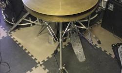 1960's Ludwig high hat stand and 60's 14" zildjian high hats
Bottom high hat has crack
$250 obo