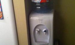 Perfect water cooler dispenser in perfect working condition. Does have a small plastic crack that doesn't effect operation. Price is firm.
This ad was posted with the Kijiji Classifieds app.
