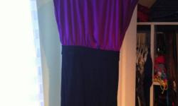 Size medium dress from
Forever 21. Only worn once! Very pretty. $15. Third photo is closest to true color.
This ad was posted with the Kijiji Classifieds app.