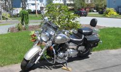 2002 Yamaha V Star 650 Classic, clean, runs like a charm. Lots of power.
Color : Platinum
Reasonable offers, looking for a bigger bike (1100)
 
Inspected to 2012, serviced by Power Cycle, lots of chrome, a head turner
 
NEW: Battery, brakes, front/rear